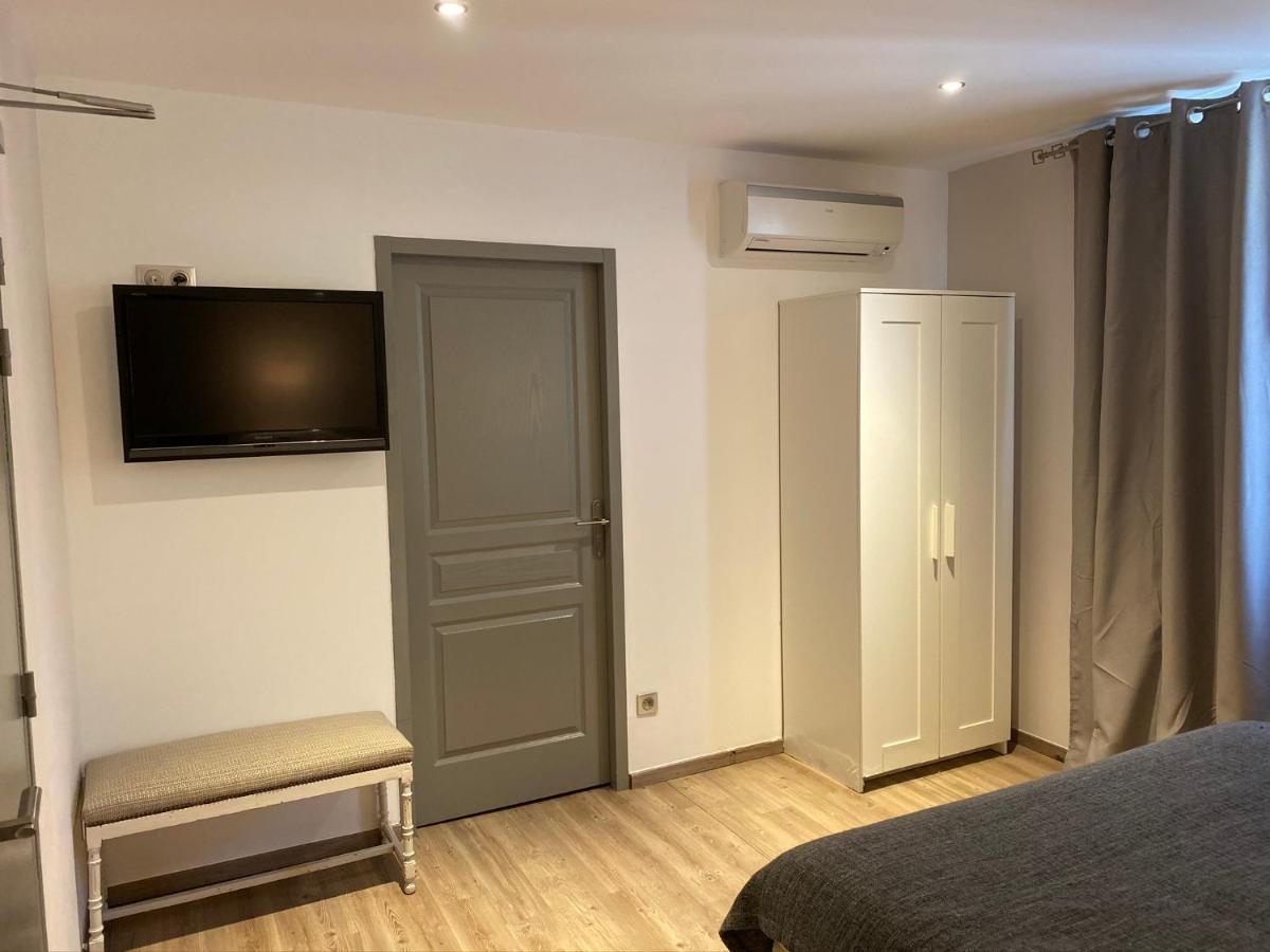 Logis Du Champ De Mars Hotel Puy-Saint-Martin Ngoại thất bức ảnh