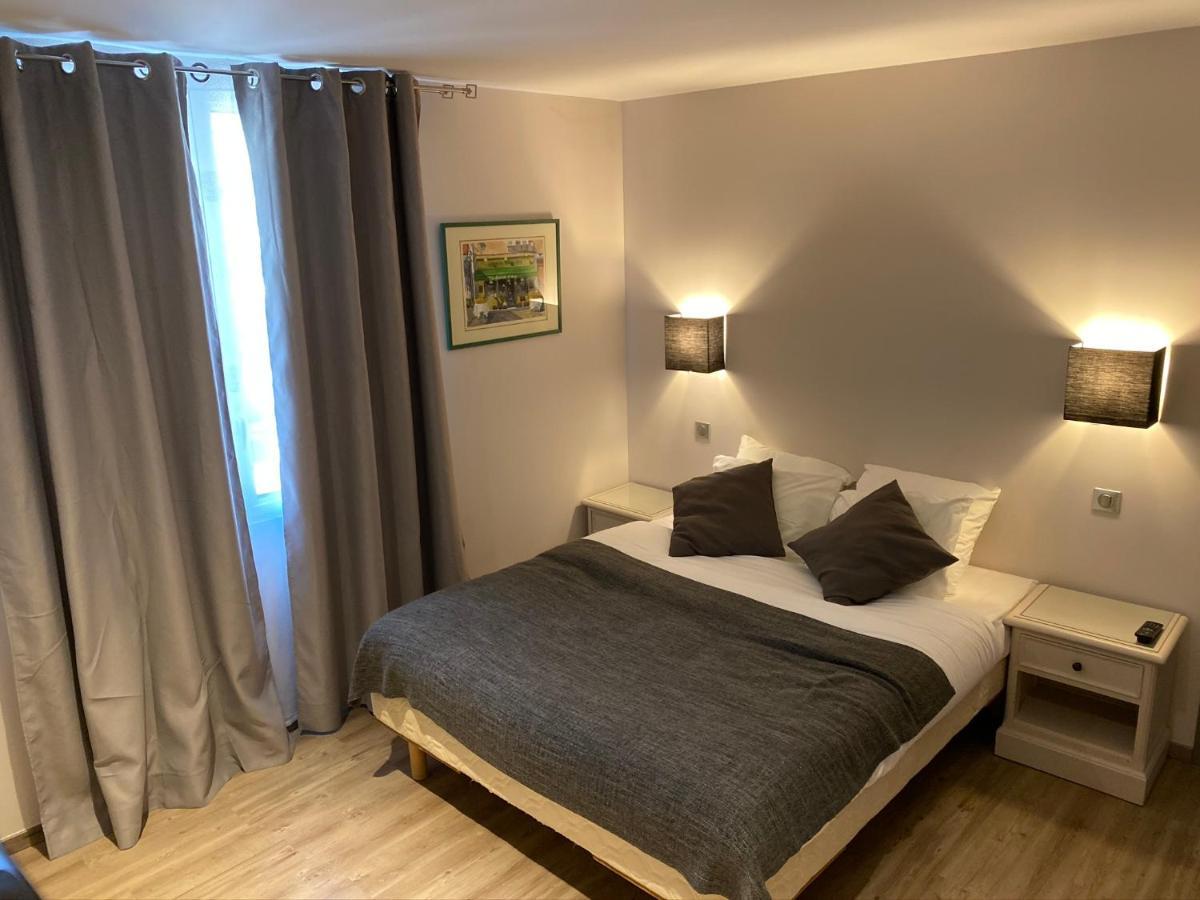 Logis Du Champ De Mars Hotel Puy-Saint-Martin Ngoại thất bức ảnh