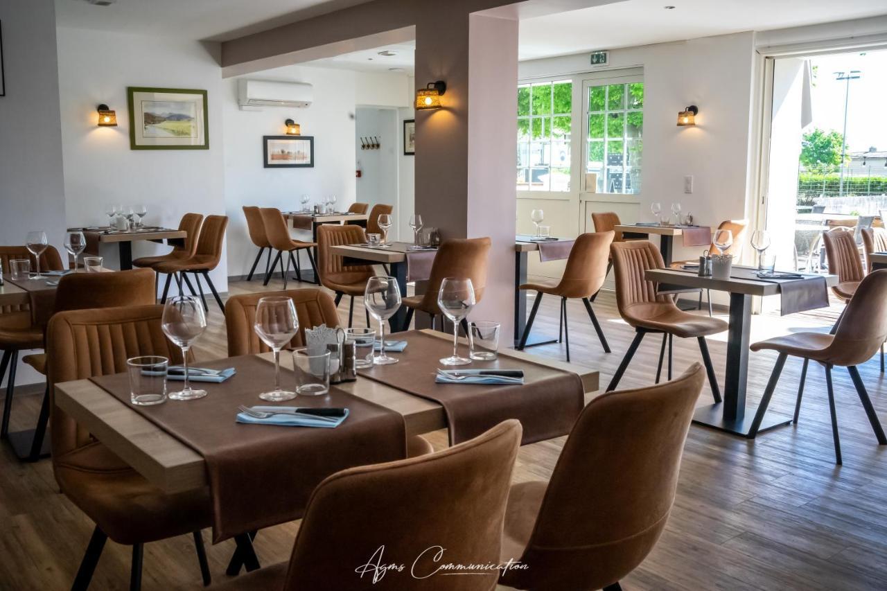 Logis Du Champ De Mars Hotel Puy-Saint-Martin Ngoại thất bức ảnh