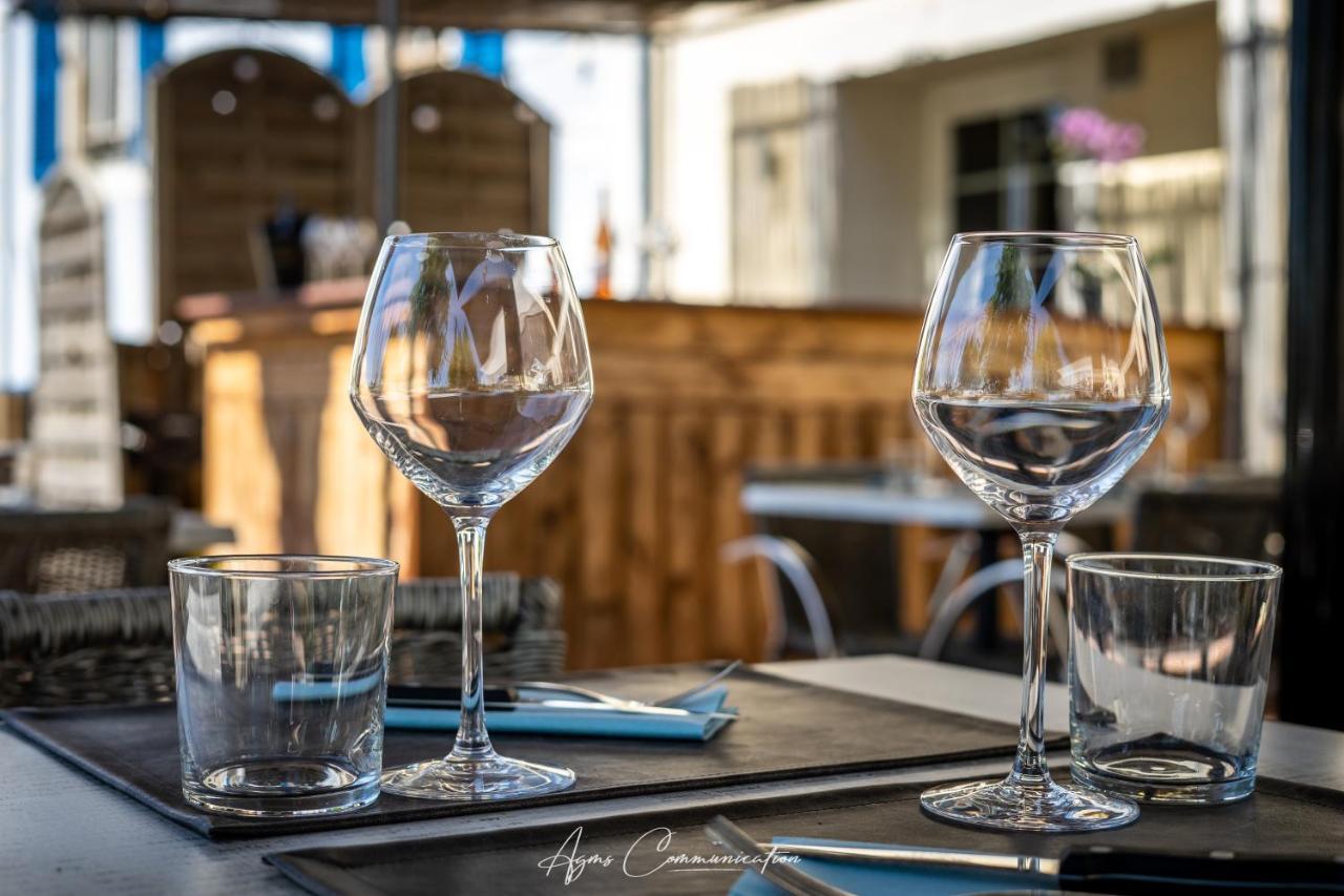 Logis Du Champ De Mars Hotel Puy-Saint-Martin Ngoại thất bức ảnh