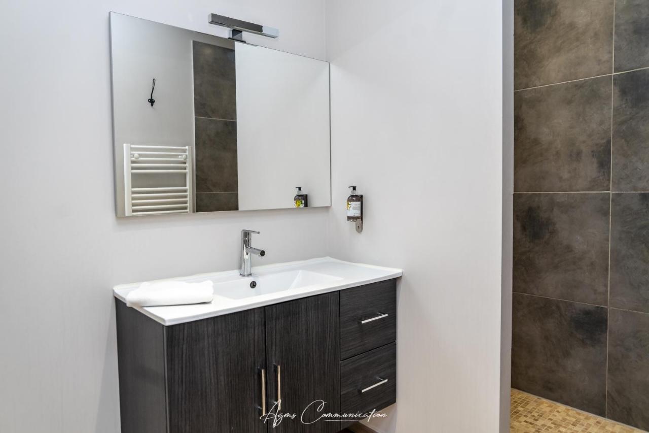 Logis Du Champ De Mars Hotel Puy-Saint-Martin Ngoại thất bức ảnh