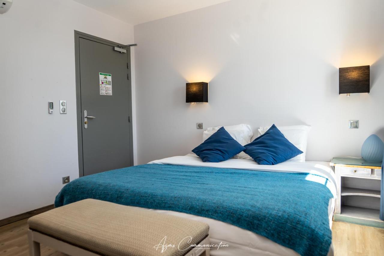 Logis Du Champ De Mars Hotel Puy-Saint-Martin Ngoại thất bức ảnh