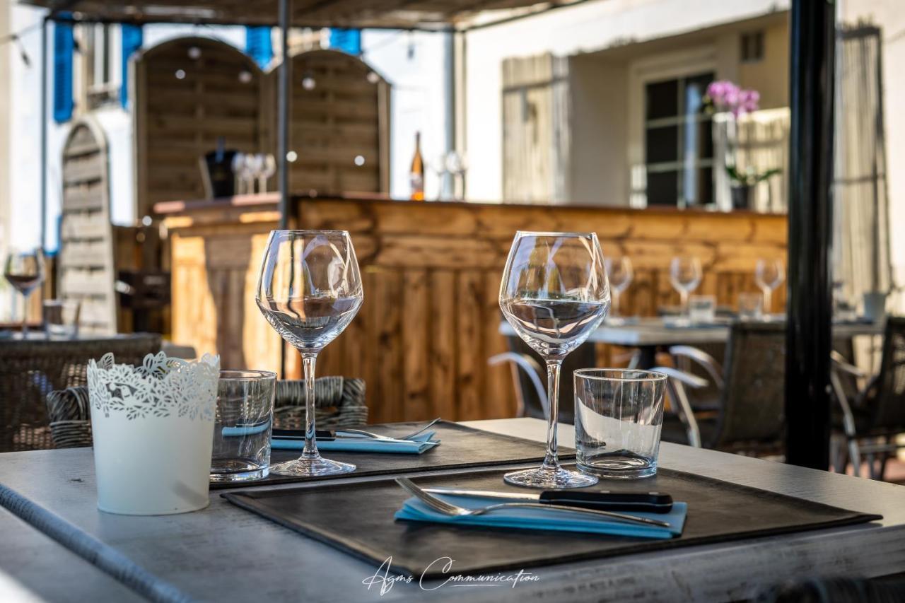 Logis Du Champ De Mars Hotel Puy-Saint-Martin Ngoại thất bức ảnh