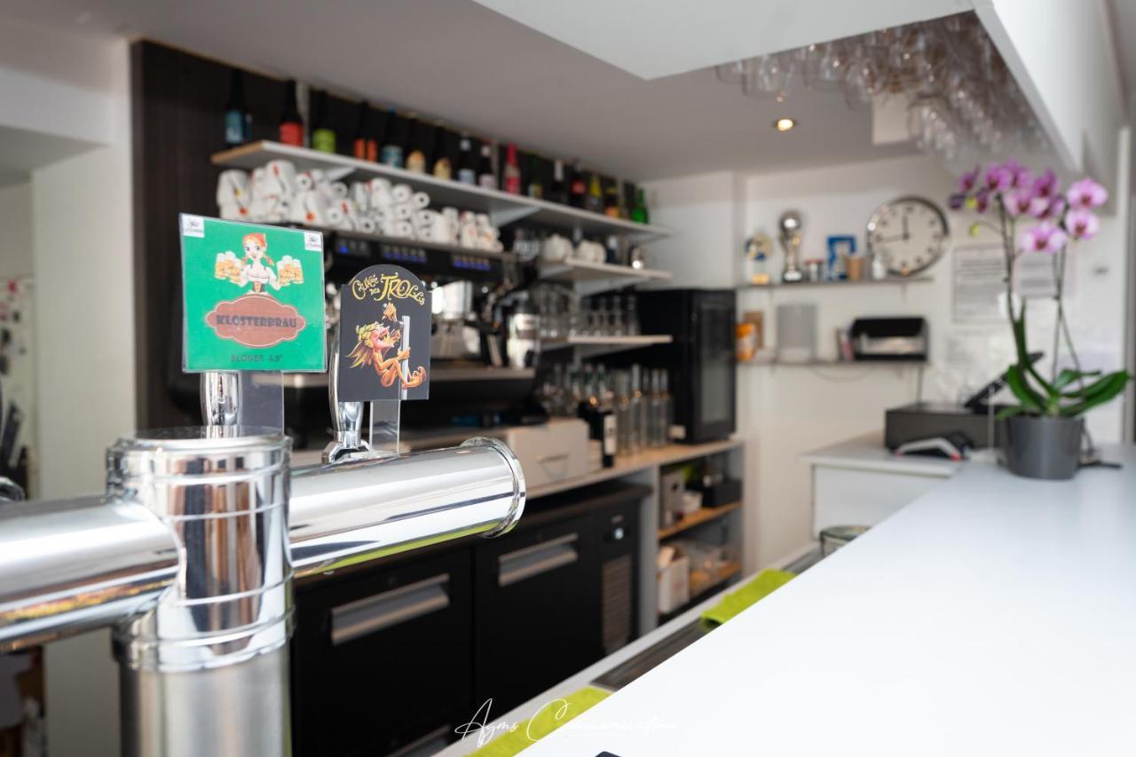 Logis Du Champ De Mars Hotel Puy-Saint-Martin Ngoại thất bức ảnh
