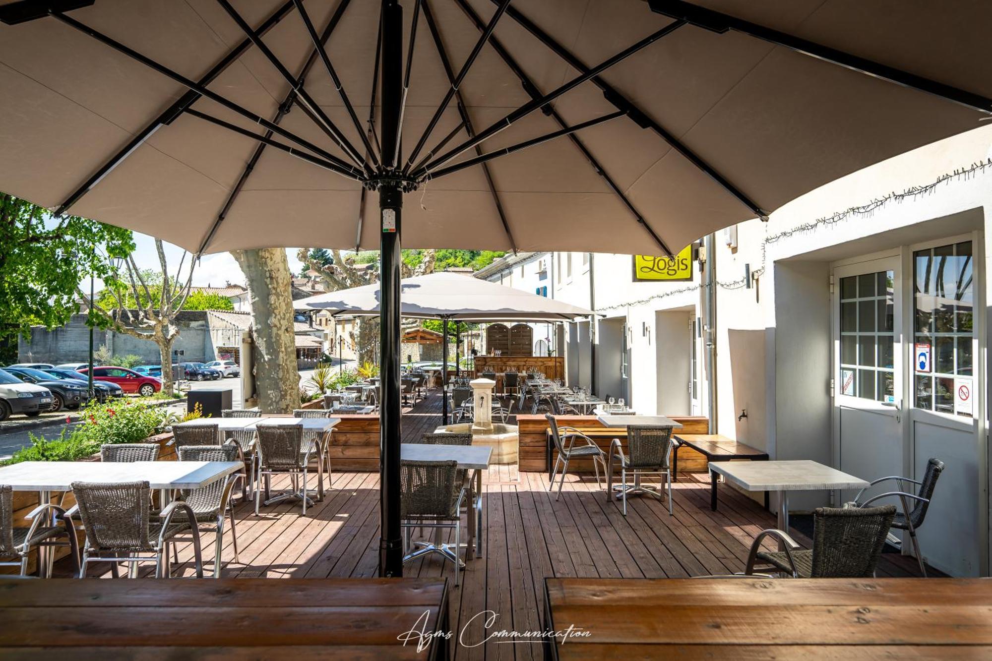 Logis Du Champ De Mars Hotel Puy-Saint-Martin Ngoại thất bức ảnh